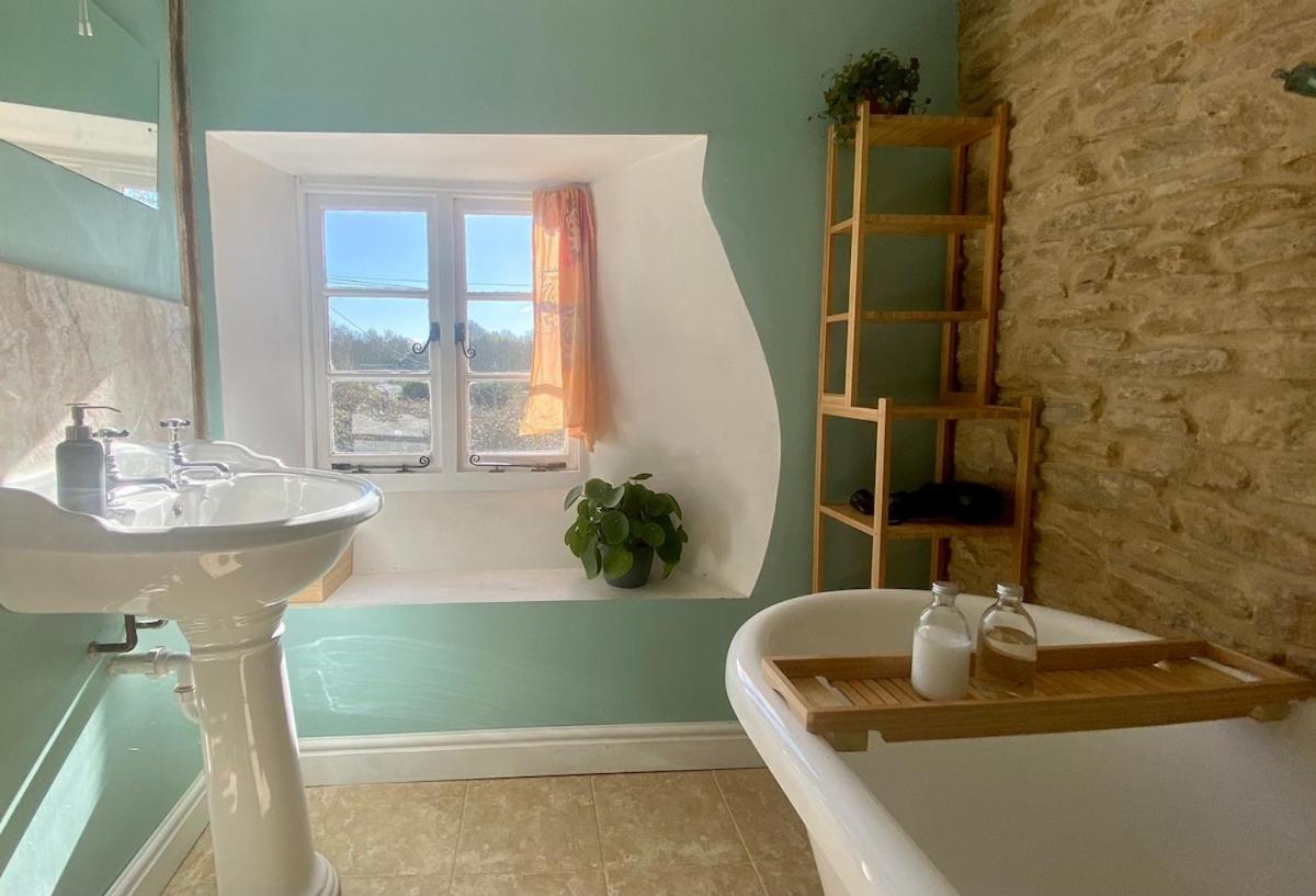 The Explorers Rest - Cottage - Frome Buckland Dinham 외부 사진